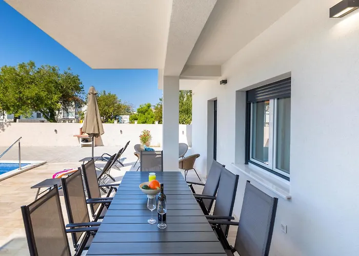 Beautiful In Ferienhaus Pula