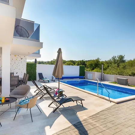 Beautiful In Holiday home