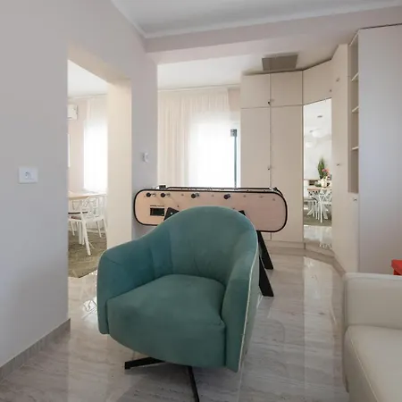 Beautiful In Holiday home Pula