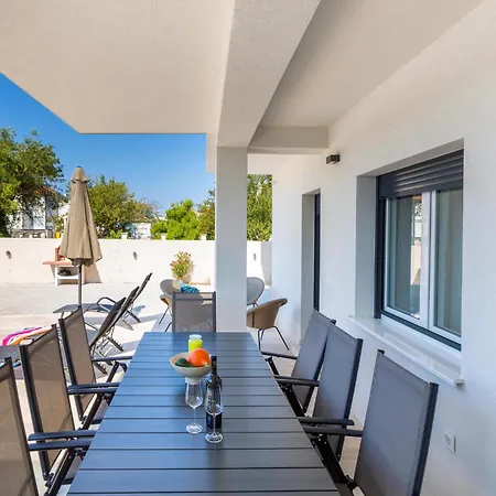 Beautiful In Holiday home Pula