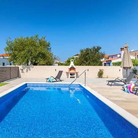 Holiday home Beautiful In